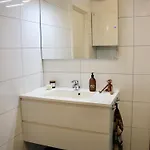 Romslig Naer Preikestolen דירה טאו
