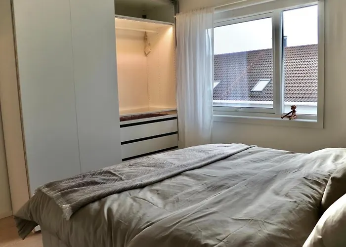 Romslig Naer Preikestolen Appartement Tau