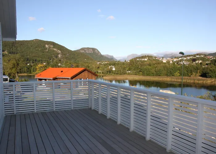 Romslig Naer Preikestolen Appartement